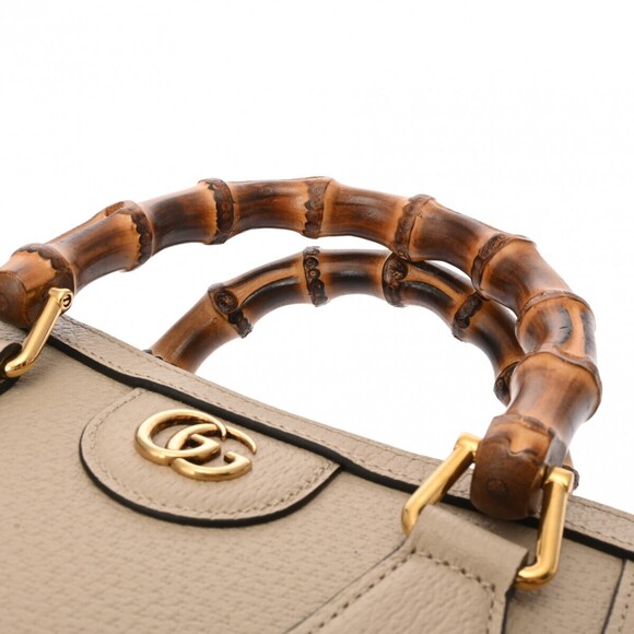 Gucci Diana Tote Bag Beige Leather Bamboo Handbag - Picture 3 of 9